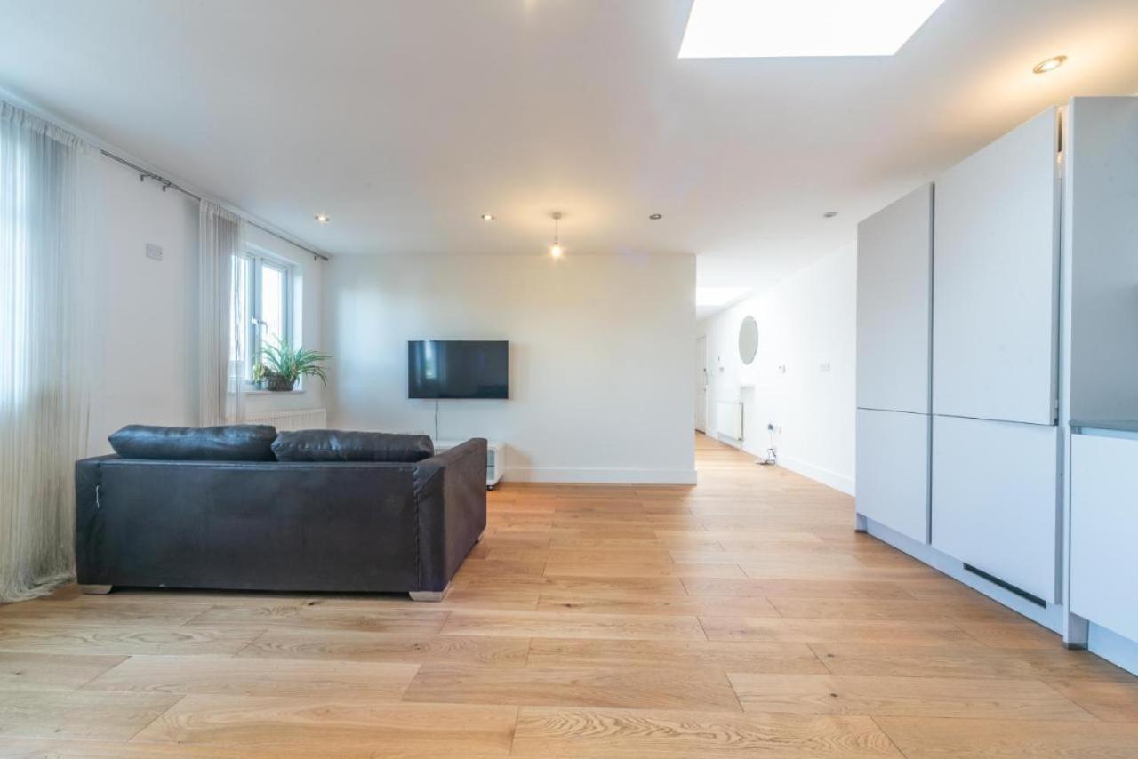 Lovely Penthouse Near Canary Wharf Apartamento Londres