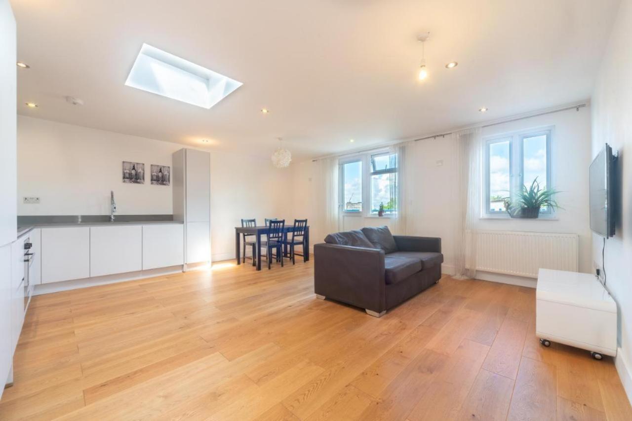 Lovely Penthouse Near Canary Wharf Apartamento Londres