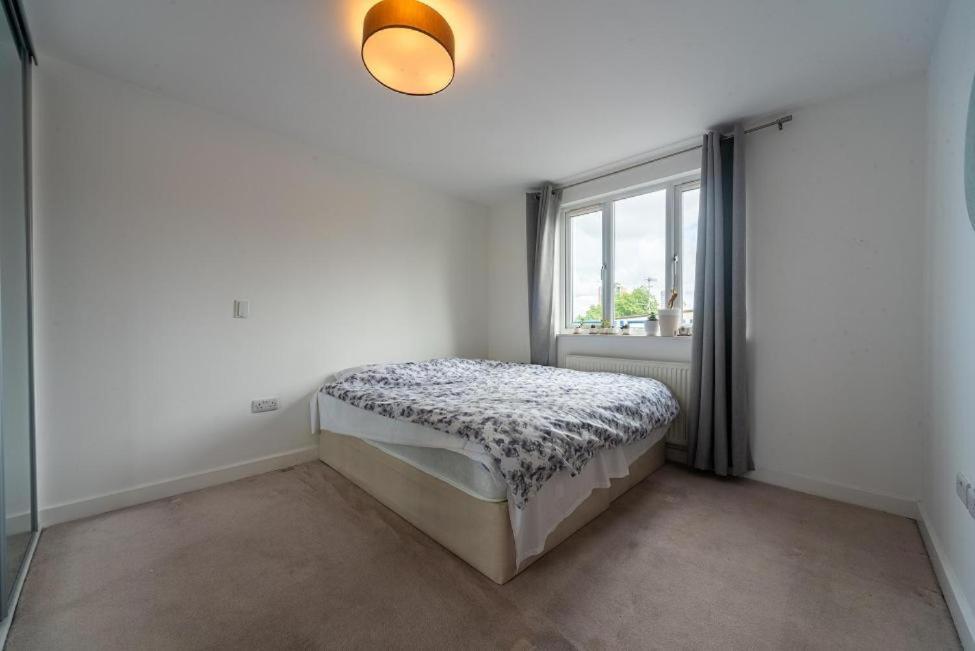 Lovely Penthouse Near Canary Wharf * Londres